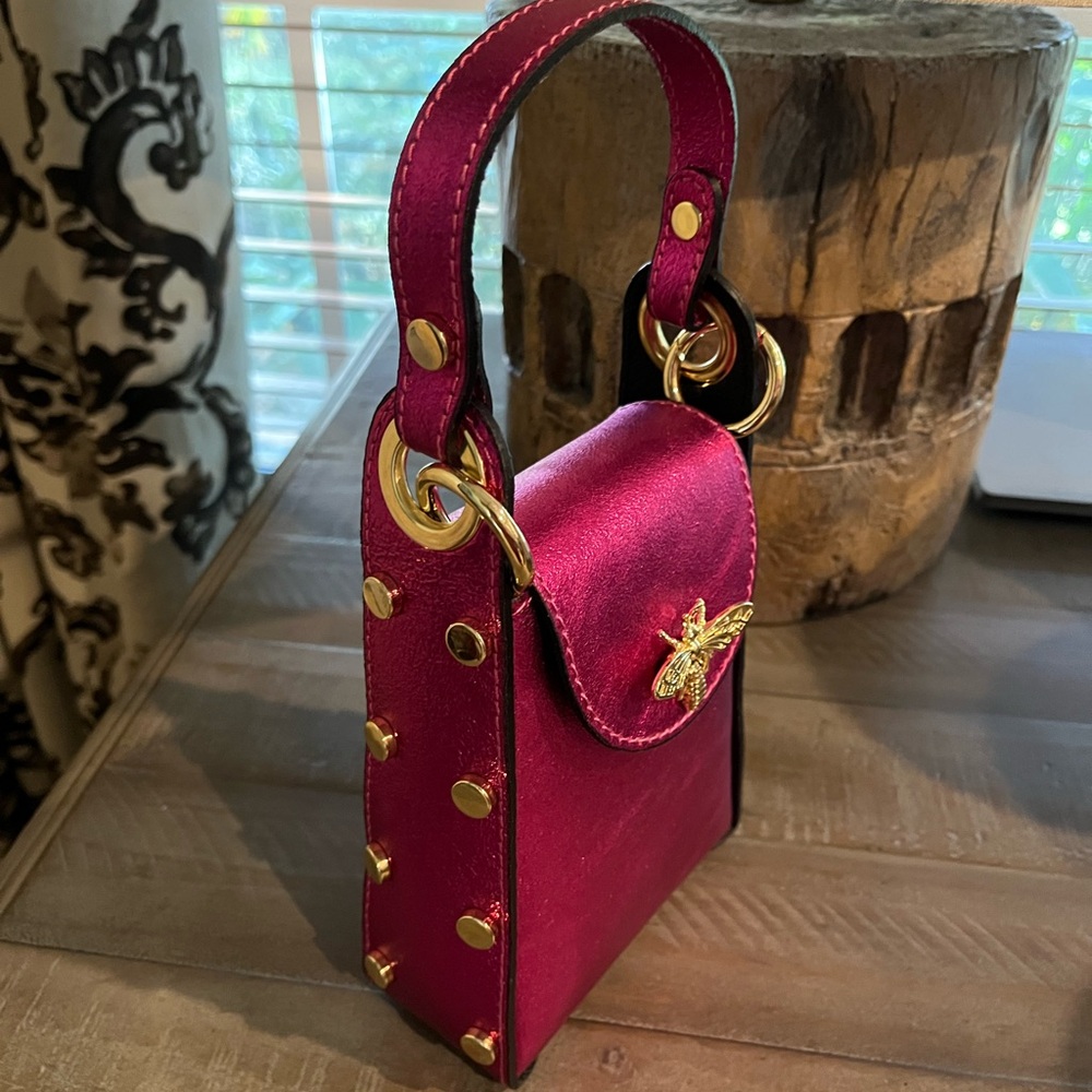 NWOT Vera Pelle Italian Leather Bee Handbag in Metallic Pink and Brilliant Gold - Picture 3 of 16